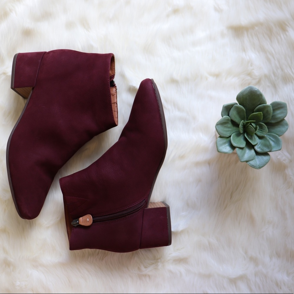 Gentle Souls by Kenneth Cole Ella Booties